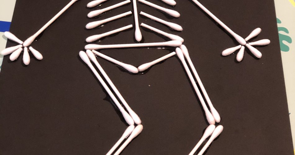 Make your own Skeleton Craft using Earbuds Housebound